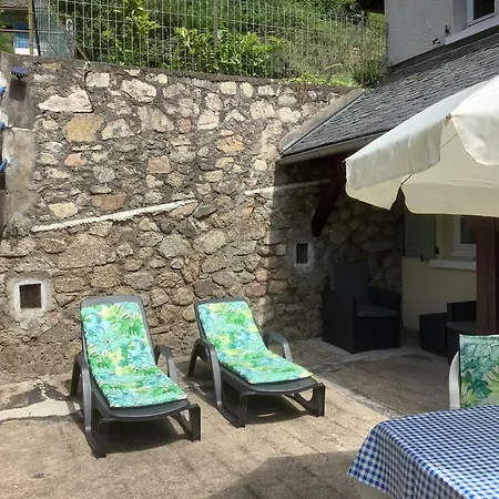 Vue Du Pont Apartment